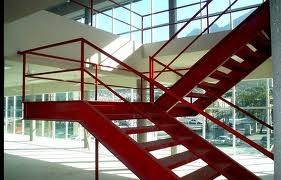 ESCALERA MODERNA AEREA